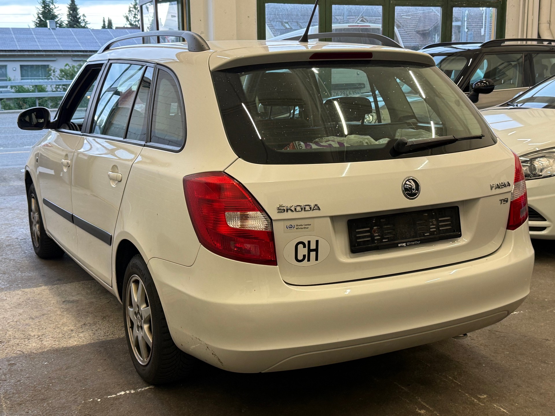 SKODA Fabia 1.2 TSI Fresh-image-5