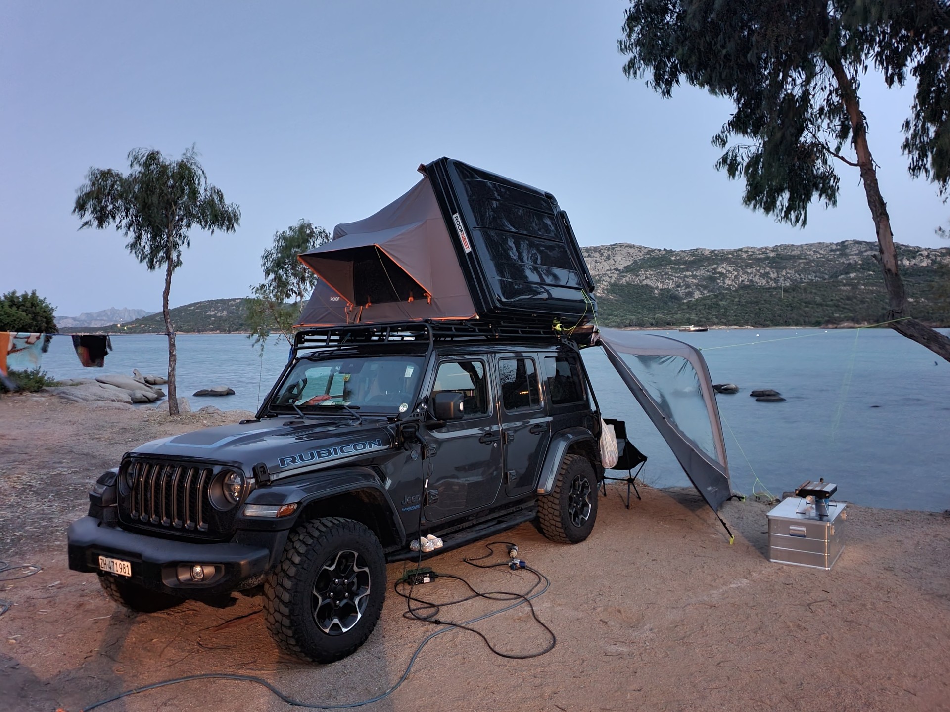 JEEP 2.0 Turbo Rubicon Unlimited 4xe-image-13