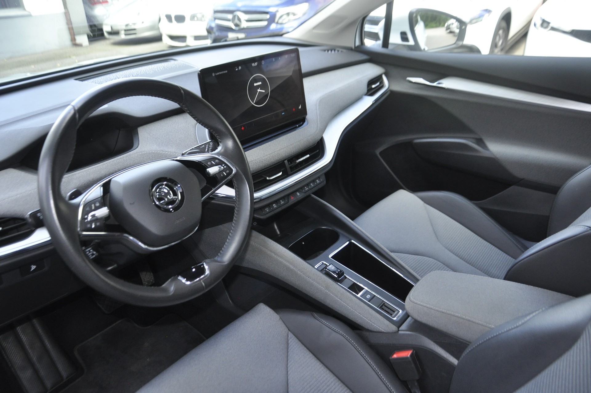 SKODA Enyaq iV 80-image-5