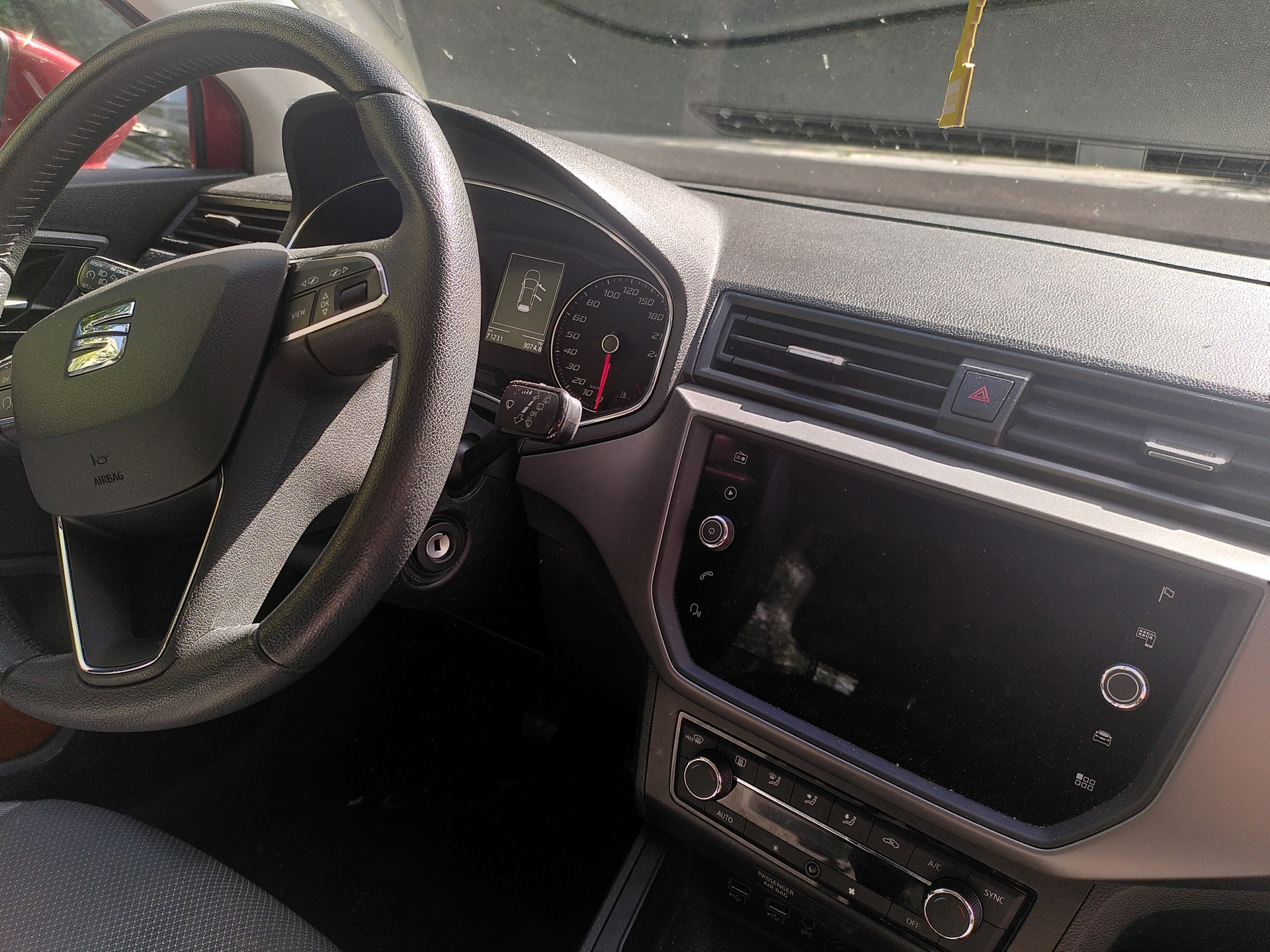 SEAT 1.0 TGI Style-image-4