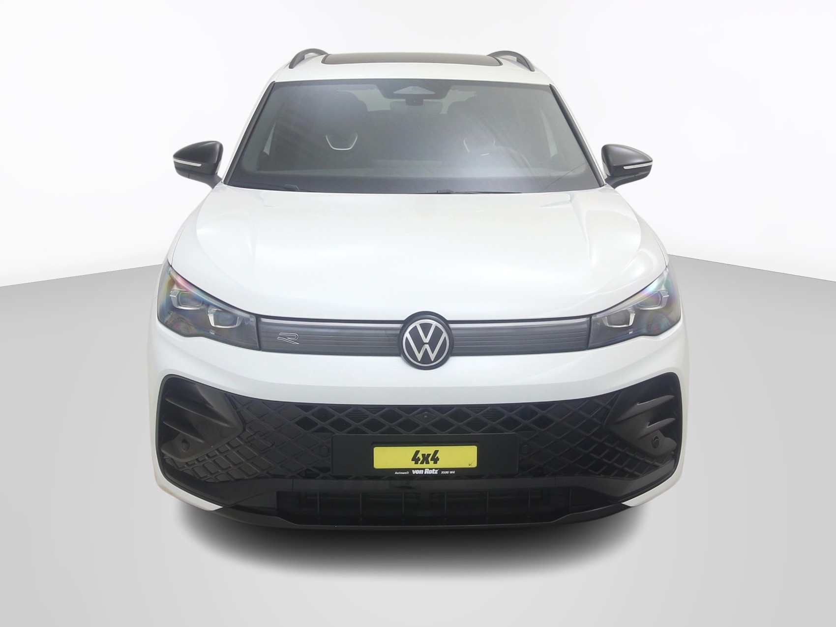 VW Tiguan 2.0 TSI R-Line 4motion-image-6