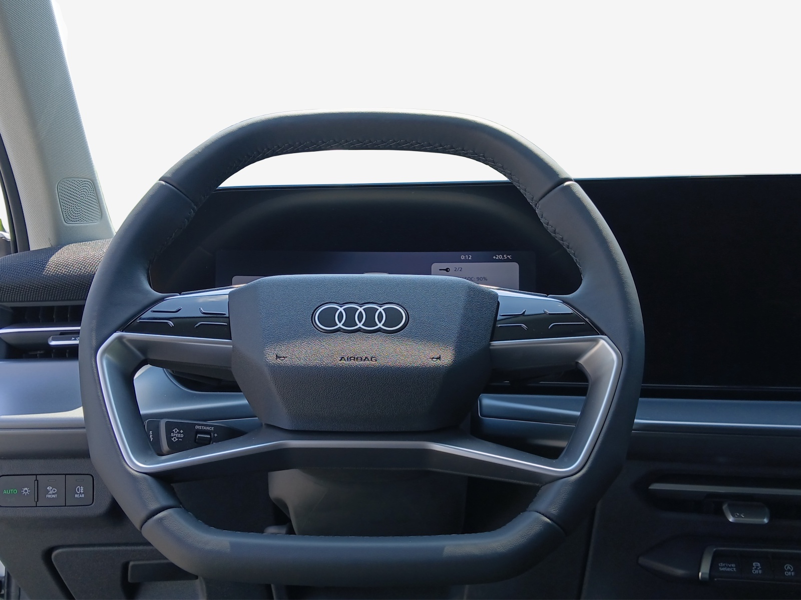 AUDI Q3 SUV 110 kW TFSI S tronic-image-9