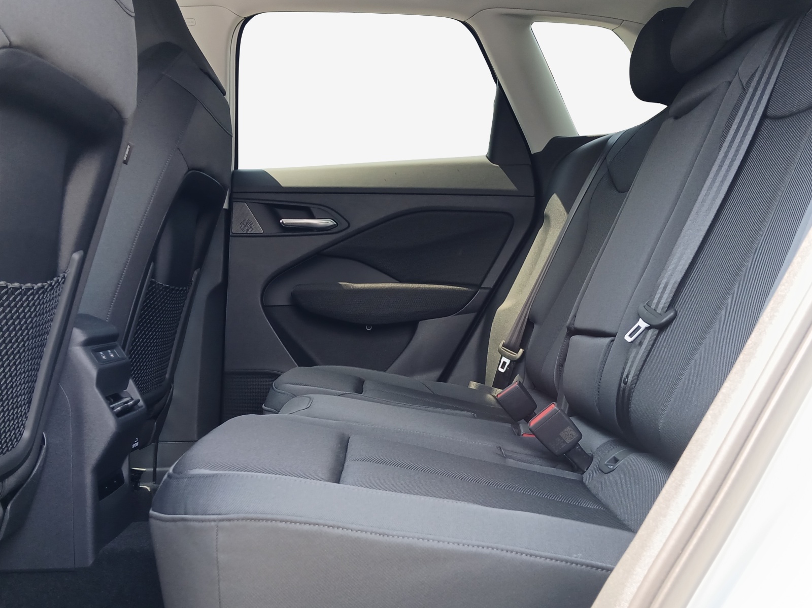 AUDI Q3 SUV 110 kW TFSI S tronic-image-11