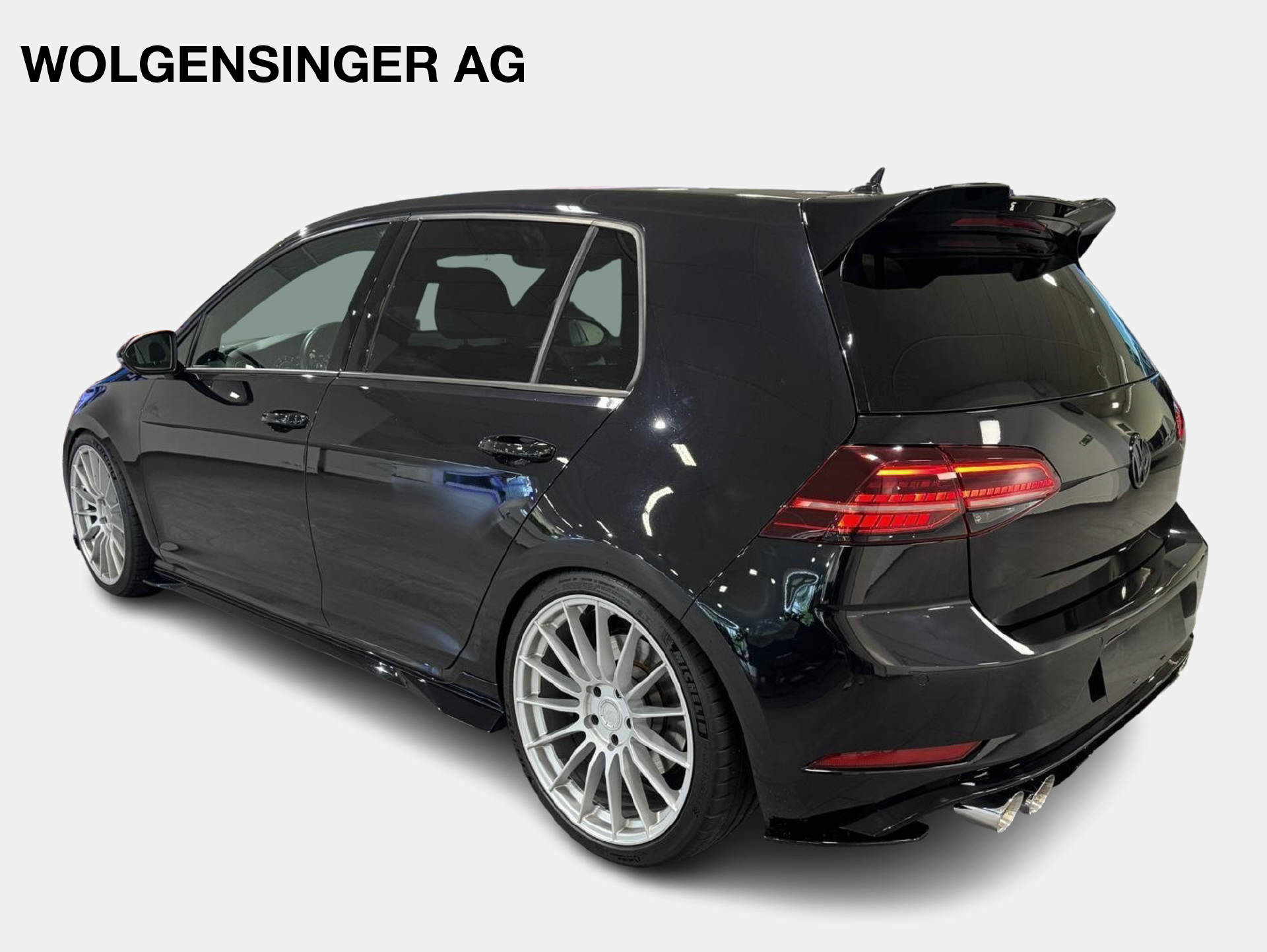 VW Golf VII 2.0 TSI R 310 DSG 4motion-image-4