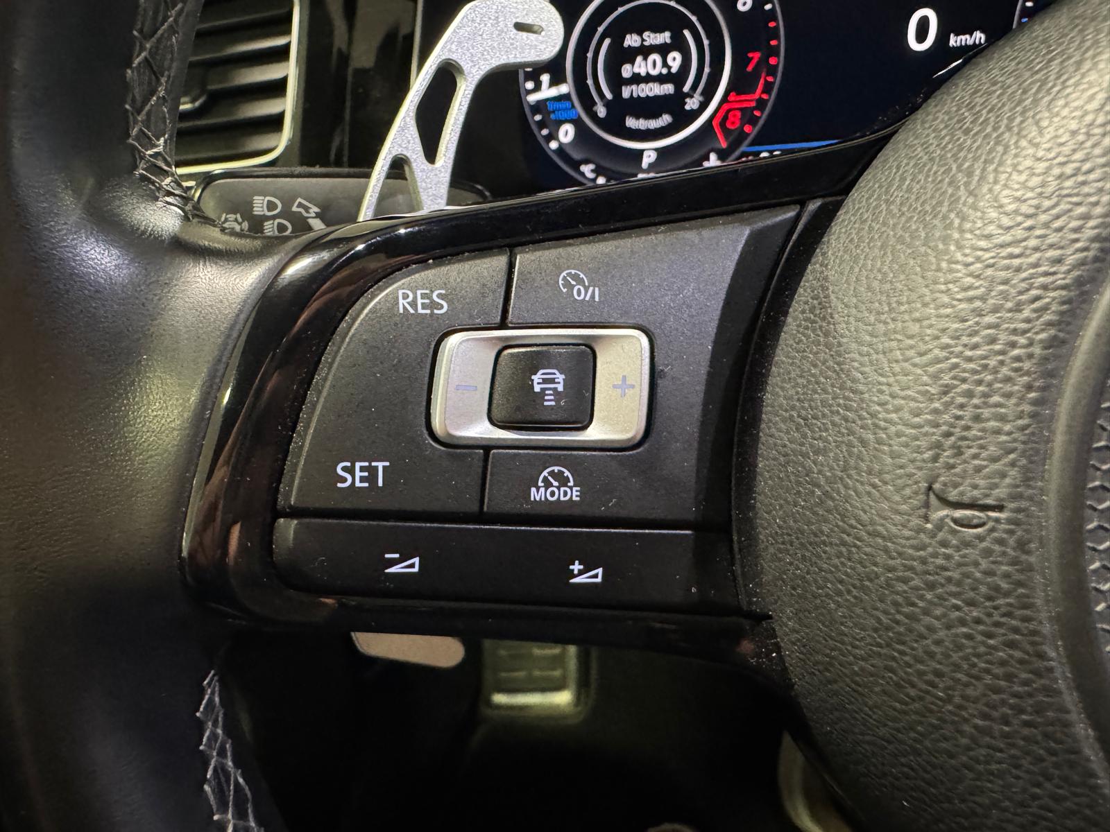 VW Golf VII 2.0 TSI R 310 DSG 4motion-image-14