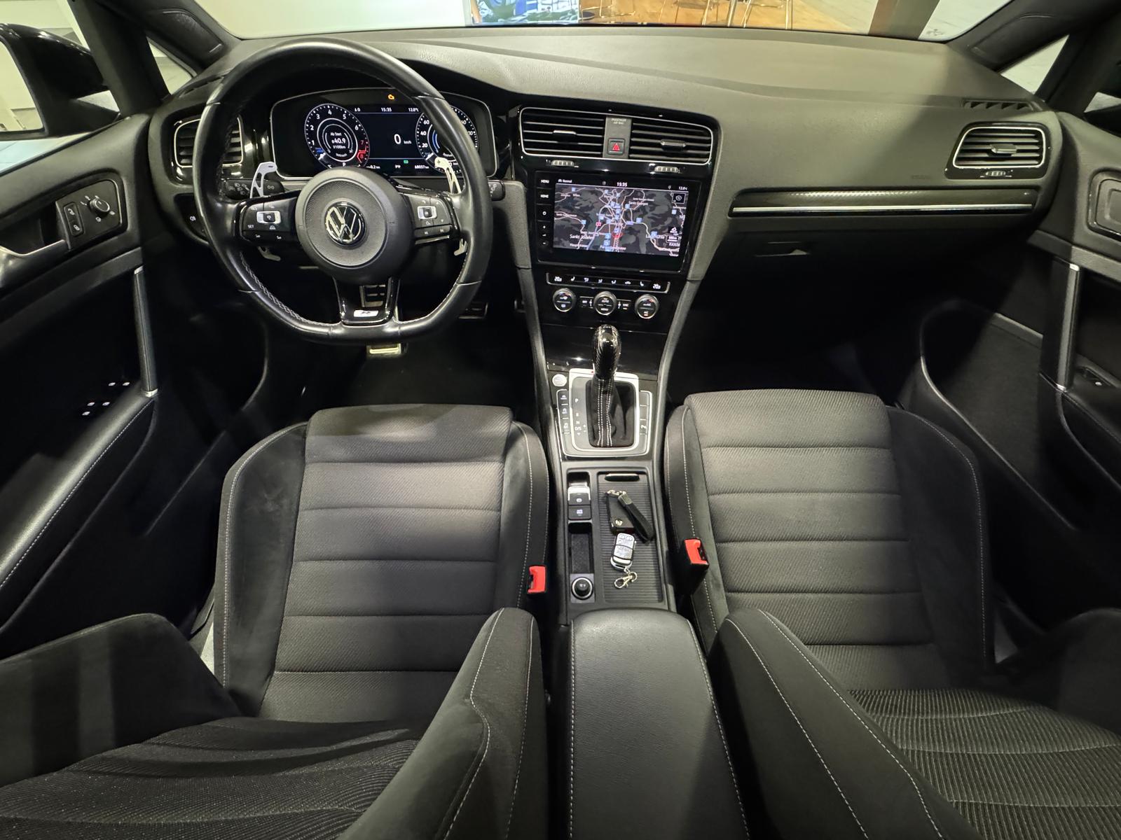 VW Golf VII 2.0 TSI R 310 DSG 4motion-image-11