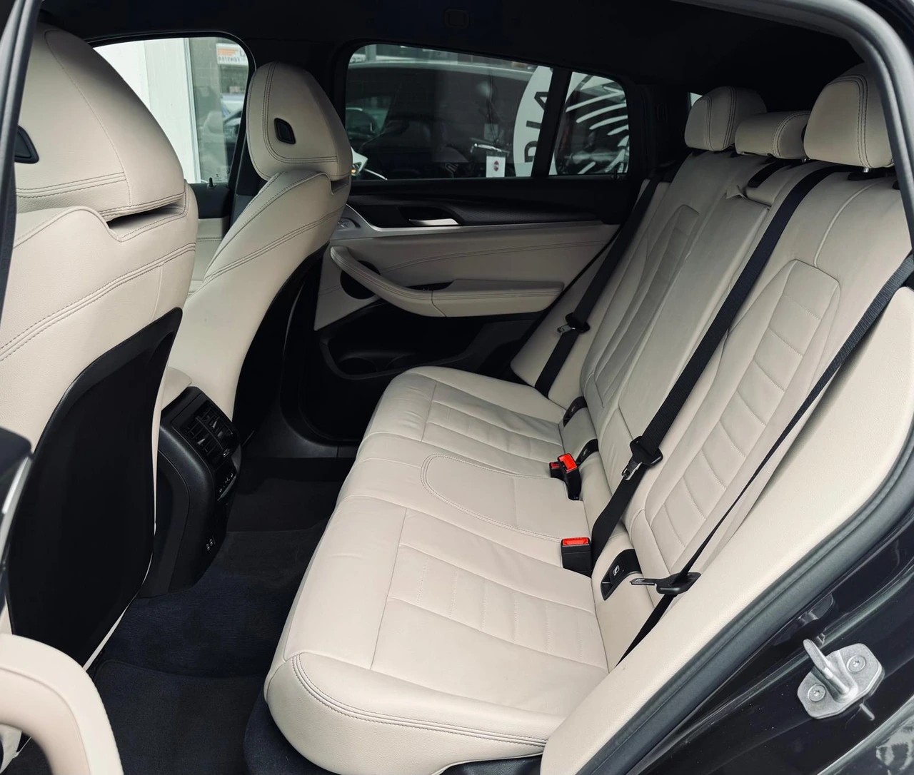 BMW X4 xDrive 48V 30i M Sport Steptronic-image-8