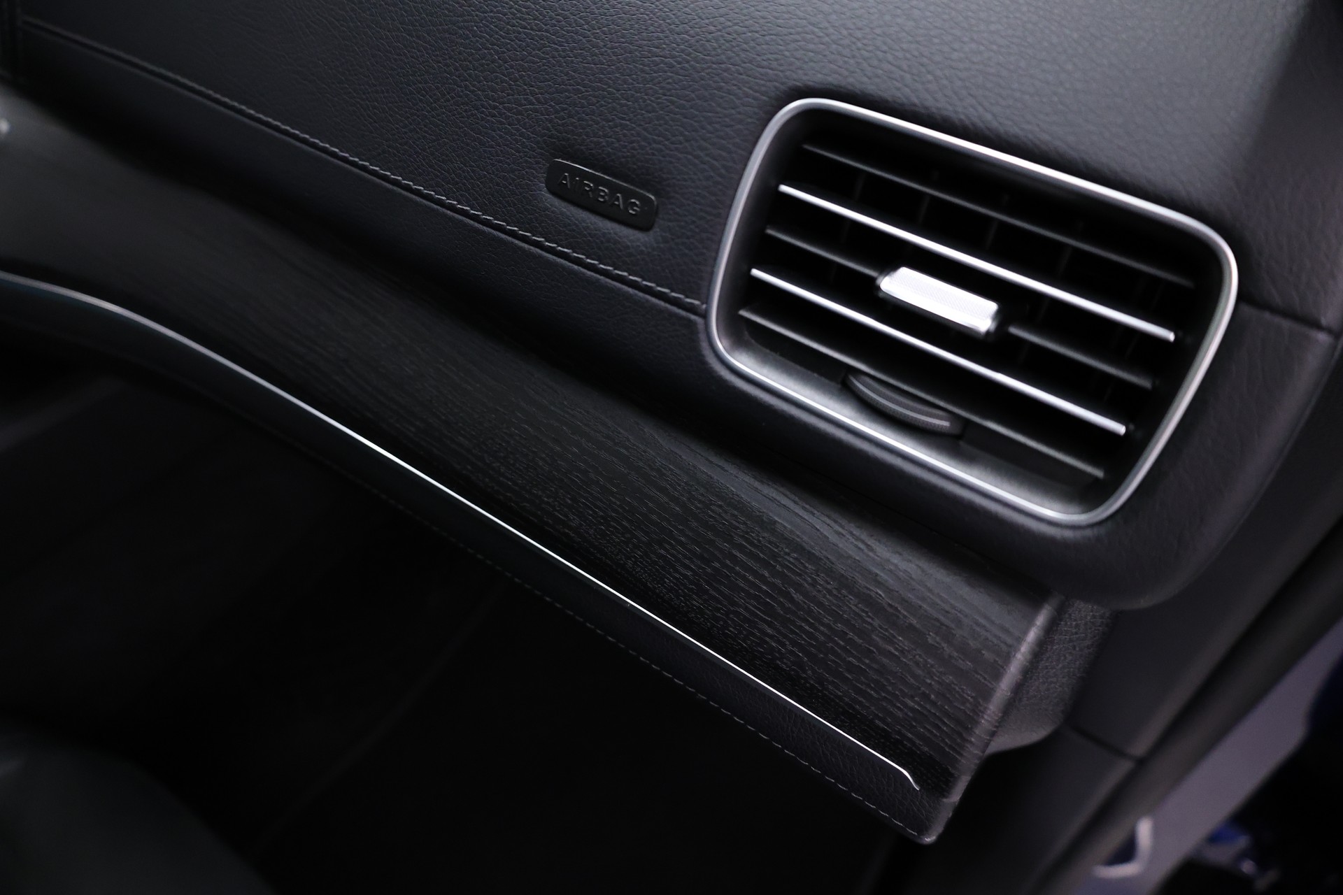 MERCEDES-BENZ GLE 450 AMG Line 4matic-image-17