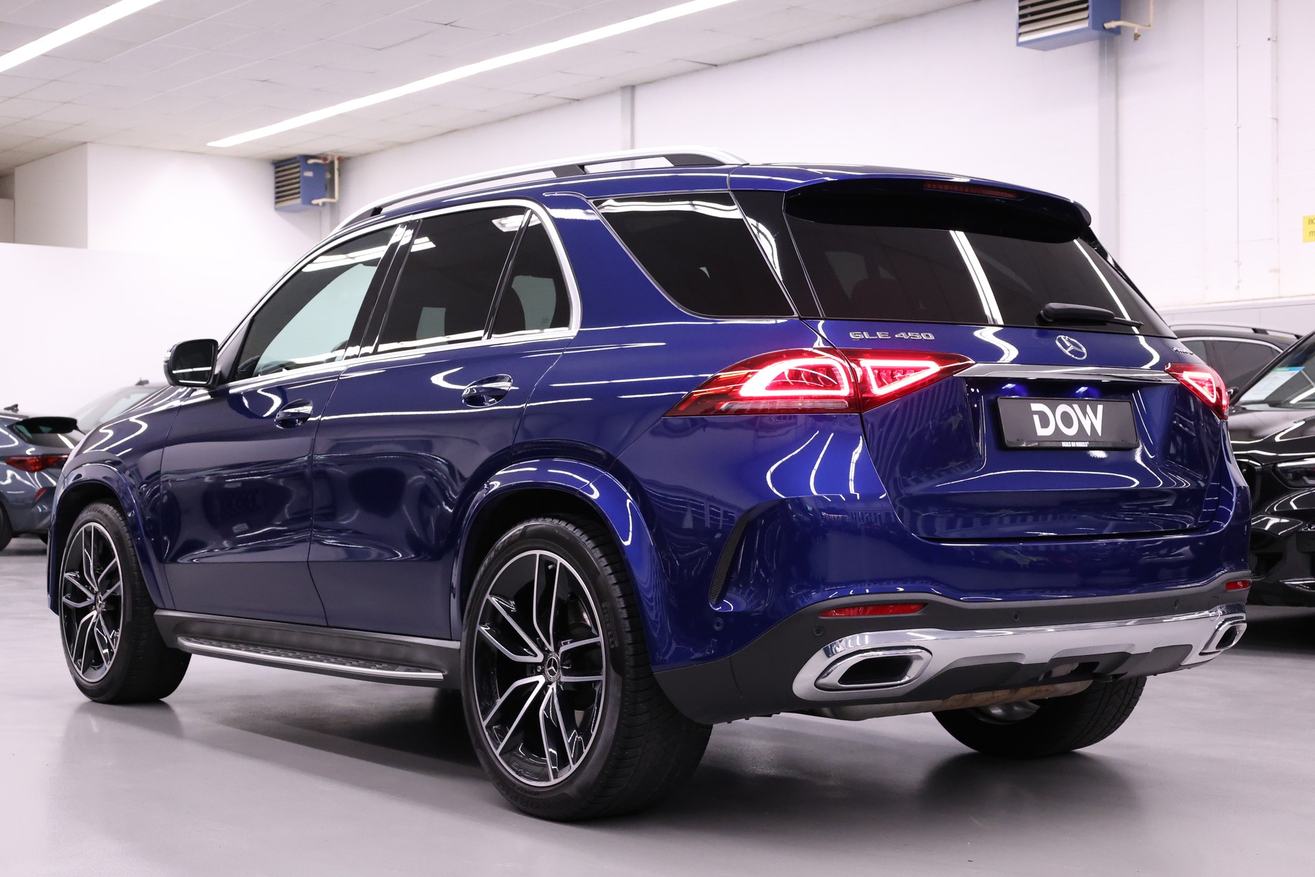 MERCEDES-BENZ GLE 450 AMG Line 4matic-image-4