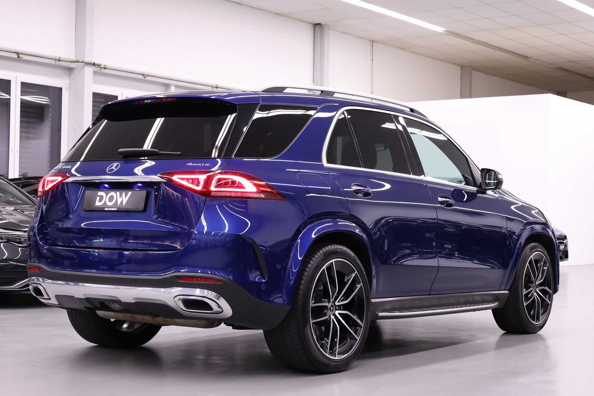 MERCEDES-BENZ GLE 450 AMG Line 4matic-image-3
