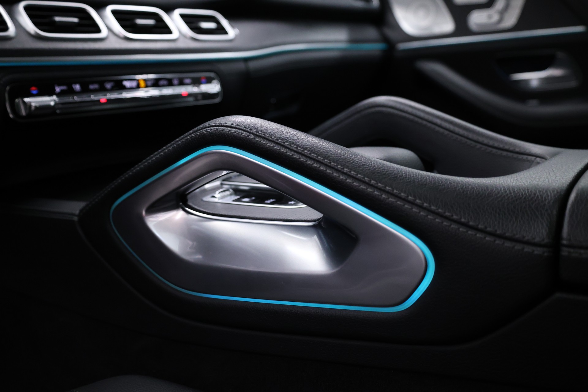 MERCEDES-BENZ GLE 450 AMG Line 4matic-image-22