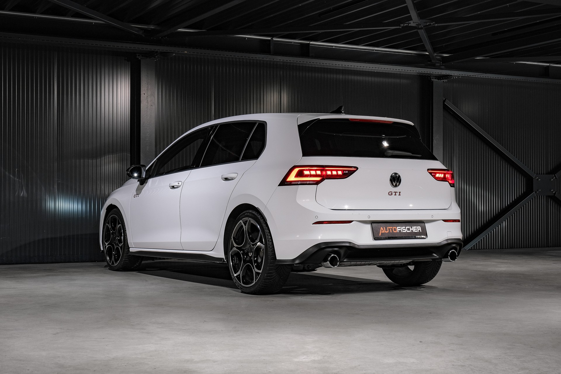 VW Golf 2.0 TSI GTI DSG *LEDERPAKET*-image-7