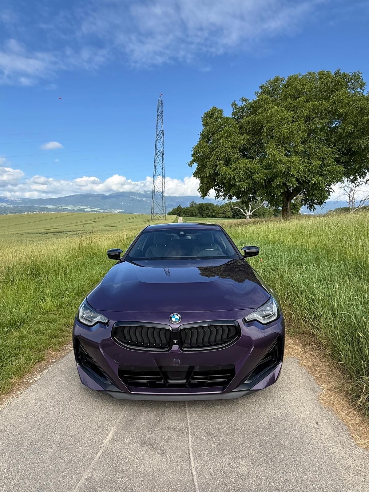 BMW M240i xDrive-image-1