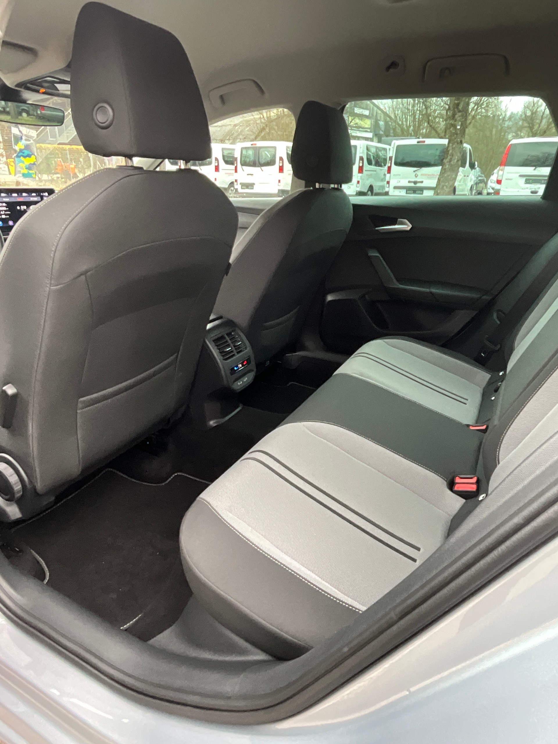 SEAT 2.0 TDI Style DSG-image-5