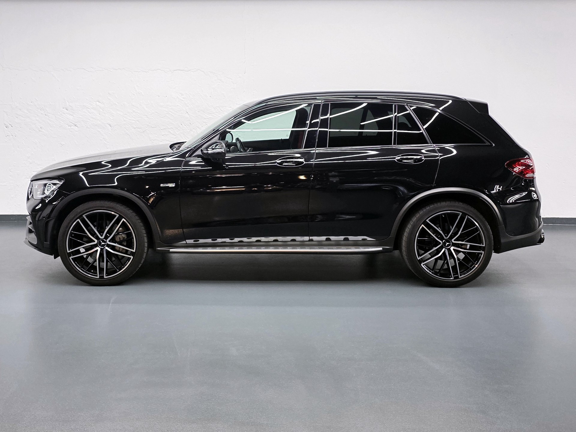 MERCEDES-BENZ GLC 43 AMG 4MATIC-image-4