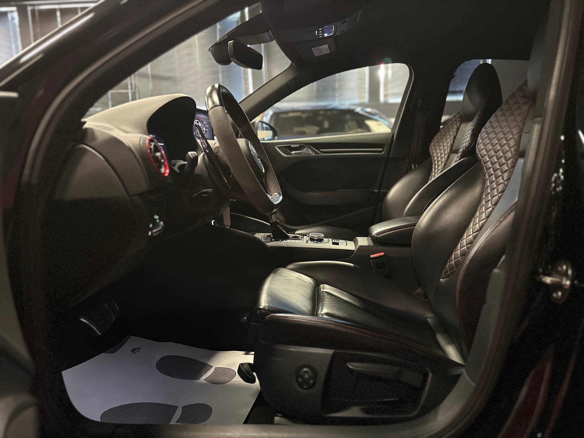 AUDI RS3 ABT Sedan quattro S-tronic / ** 470 PS - Frisch ab MFK & Service **-image-12
