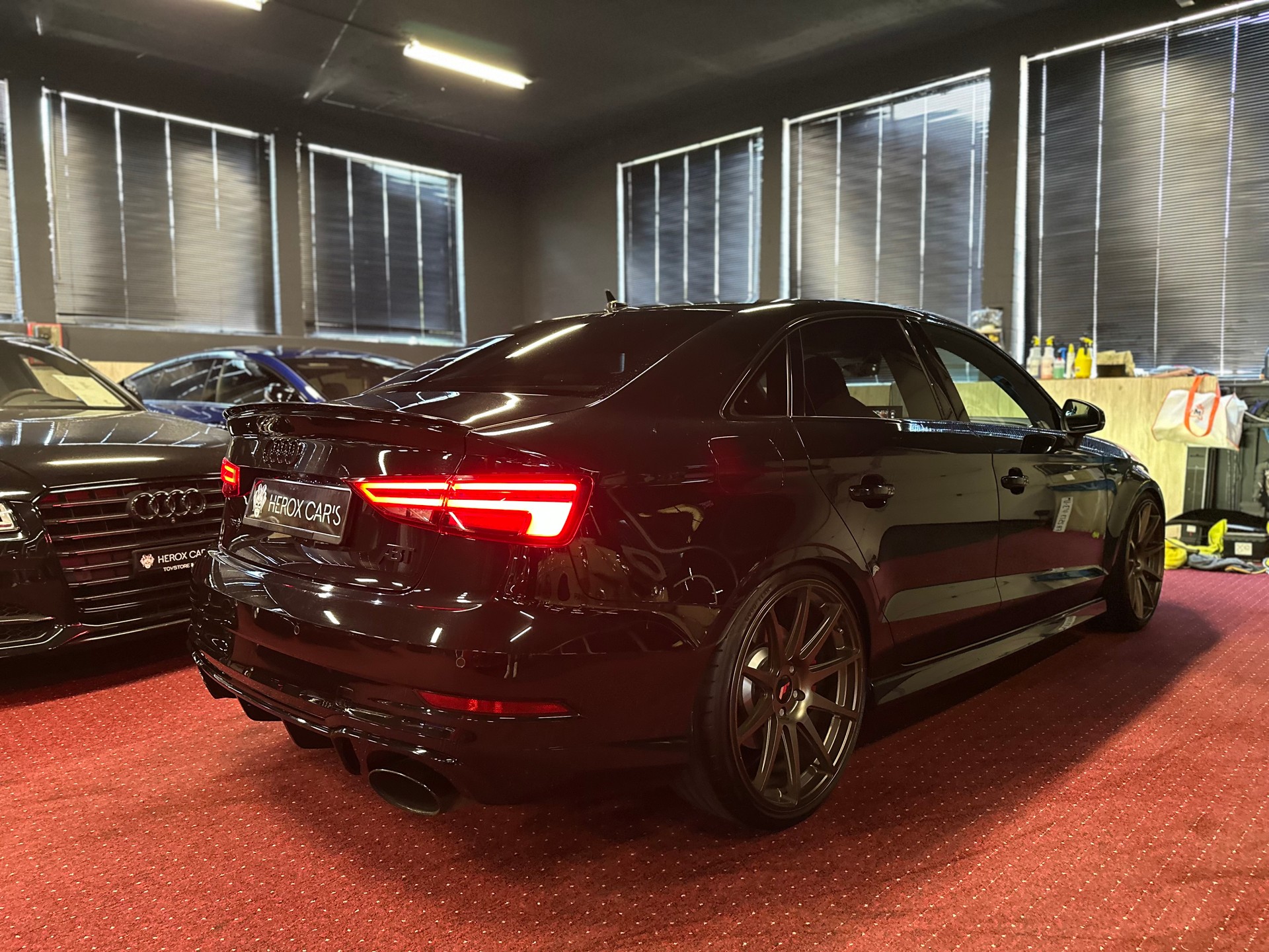 AUDI RS3 ABT Sedan quattro S-tronic / ** 470 PS - Frisch ab MFK & Service **-image-5