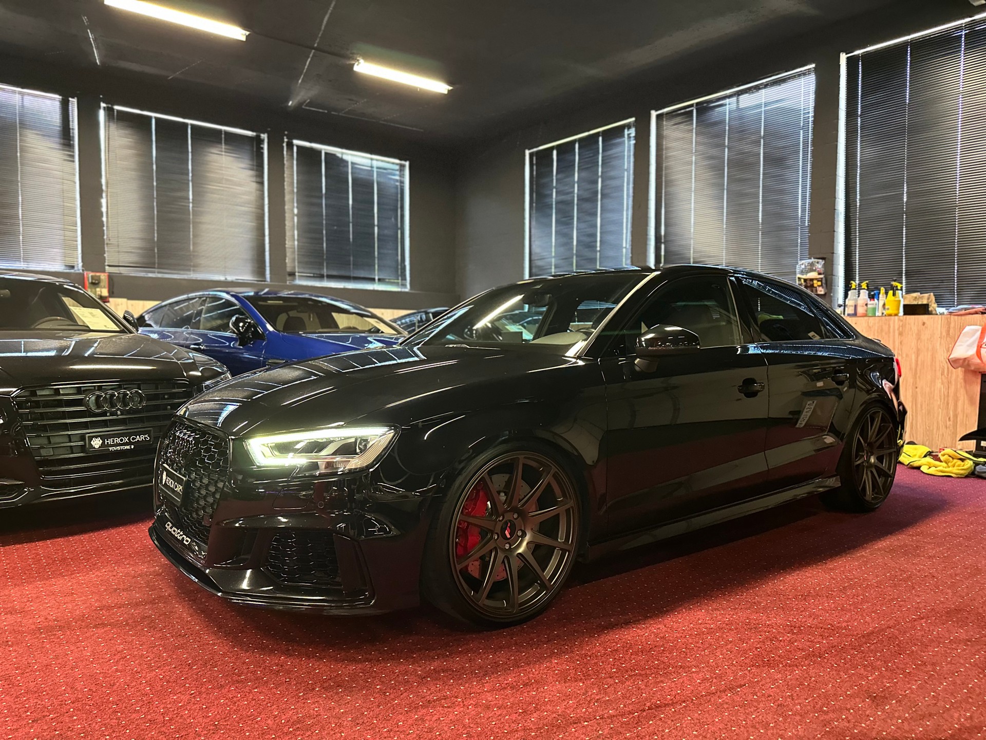 AUDI RS3 ABT Sedan quattro S-tronic / ** 470 PS - Frisch ab MFK & Service **-image-8