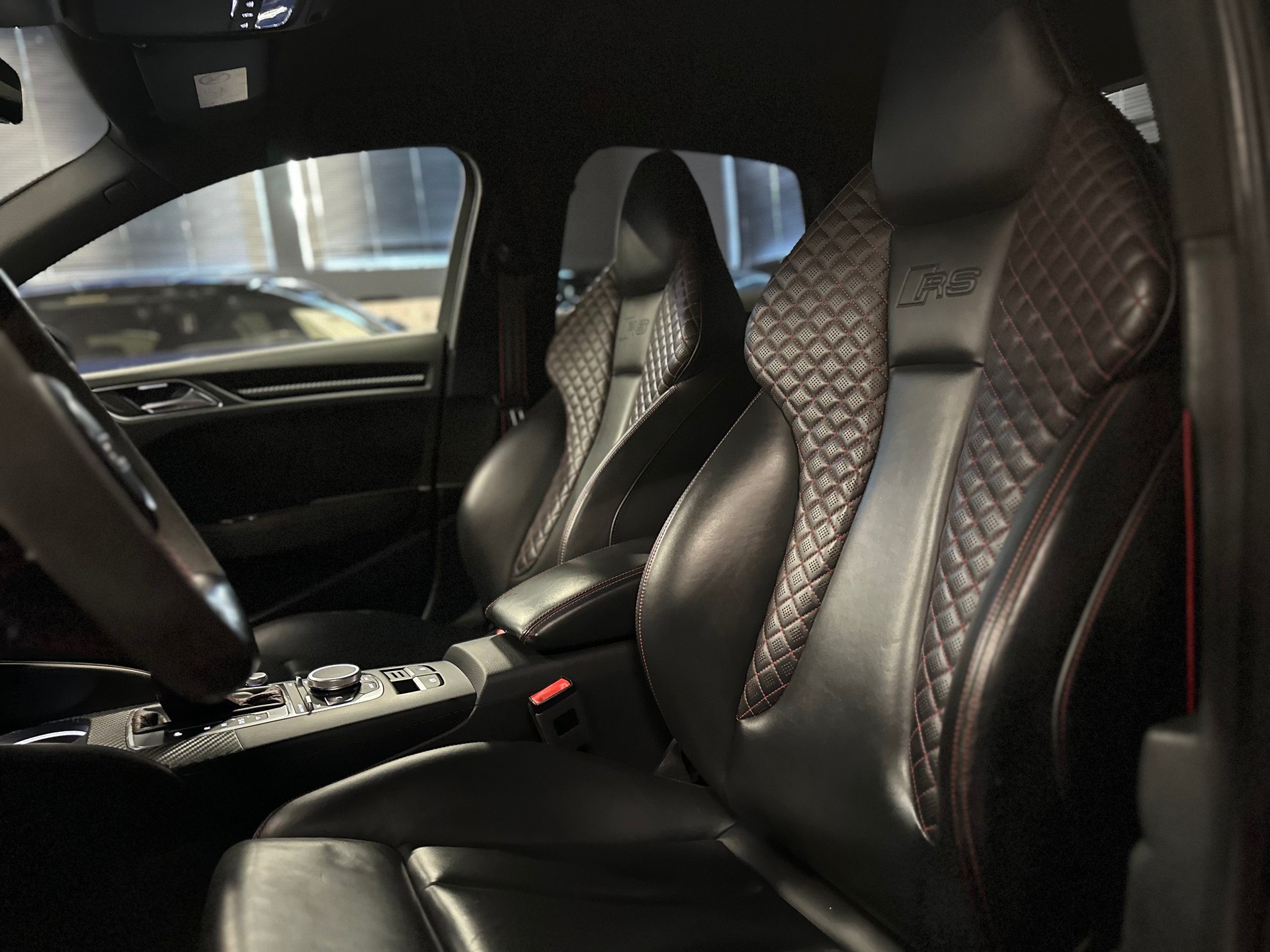 AUDI RS3 ABT Sedan quattro S-tronic / ** 470 PS - Frisch ab MFK & Service **-image-19