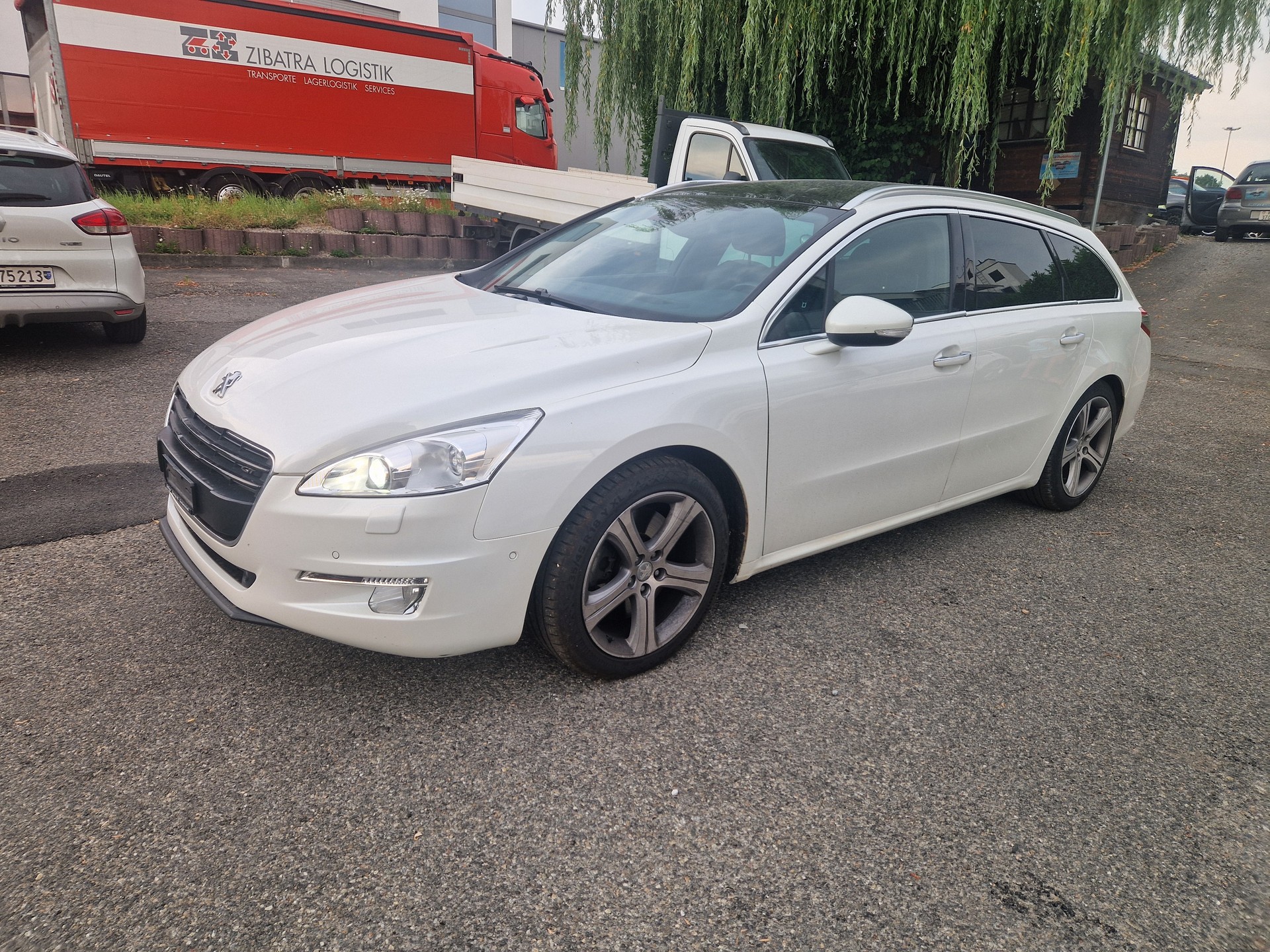 PEUGEOT 508 SW 2.2 HDI GT Automatic-image-1