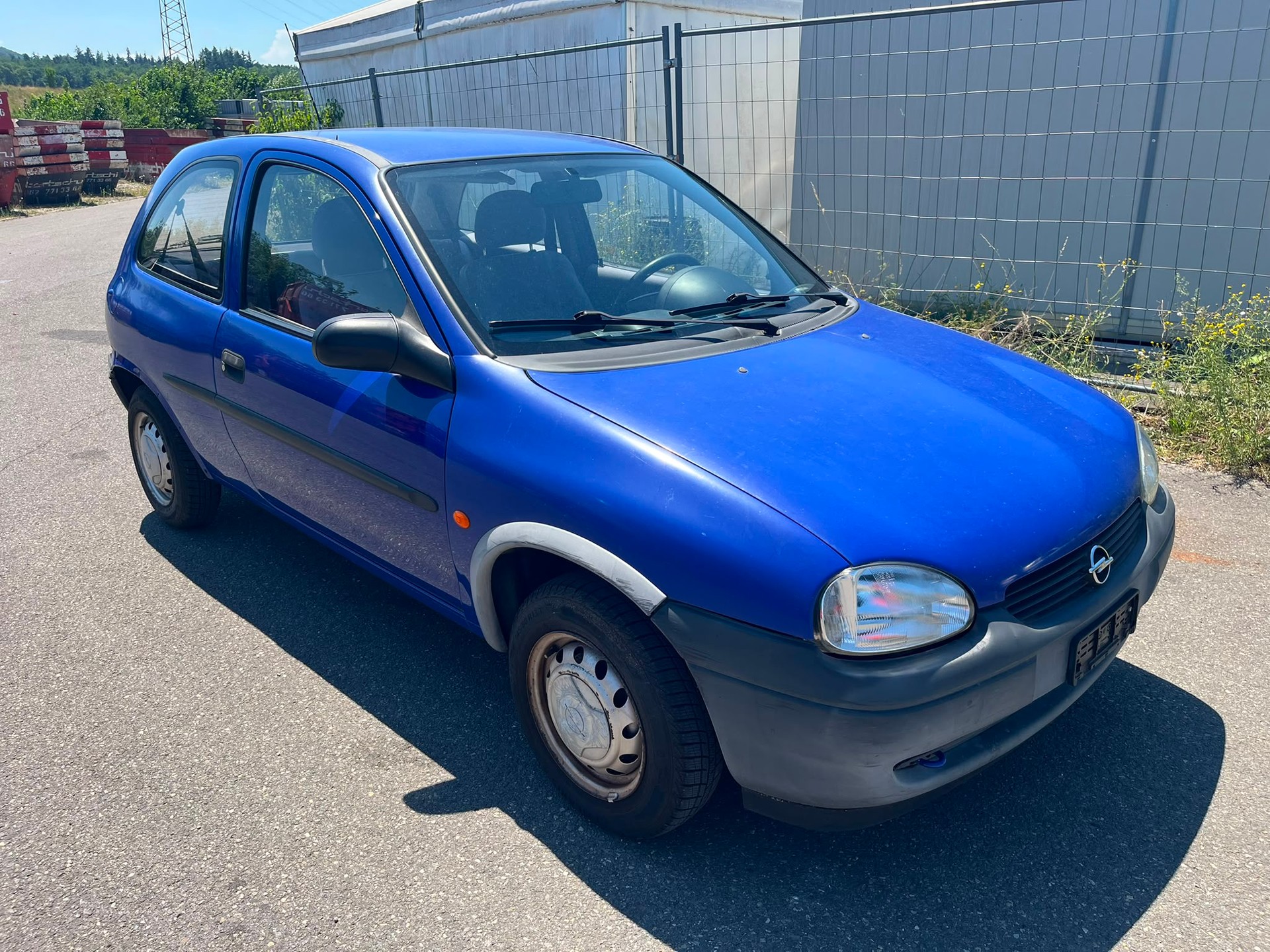 OPEL Corsa 1.0 12V Trio-image-1