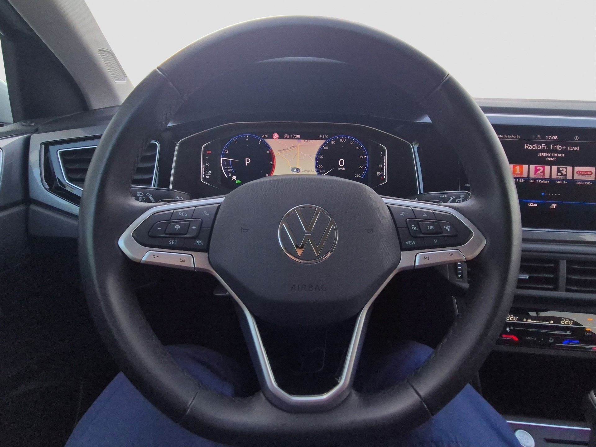 VW Polo 1.0 TSI Style DSG-image-12
