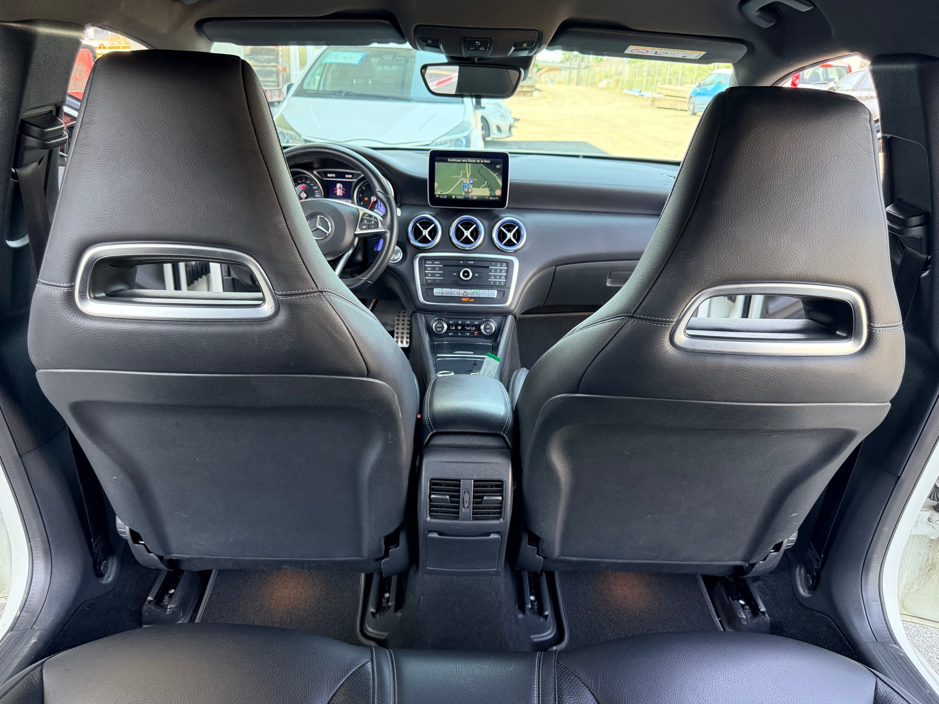 MERCEDES-BENZ A 250 Sport 4Matic 7G-DCT-image-11