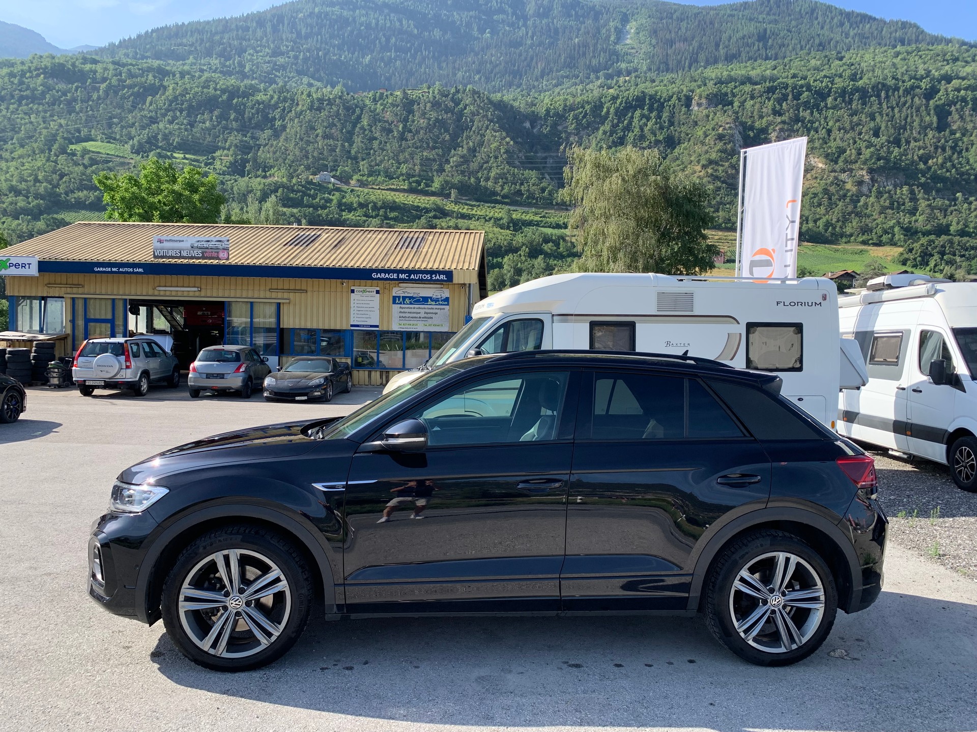 VW T-Roc 2.0 TSI R-Line DSG 4Motion-image-4