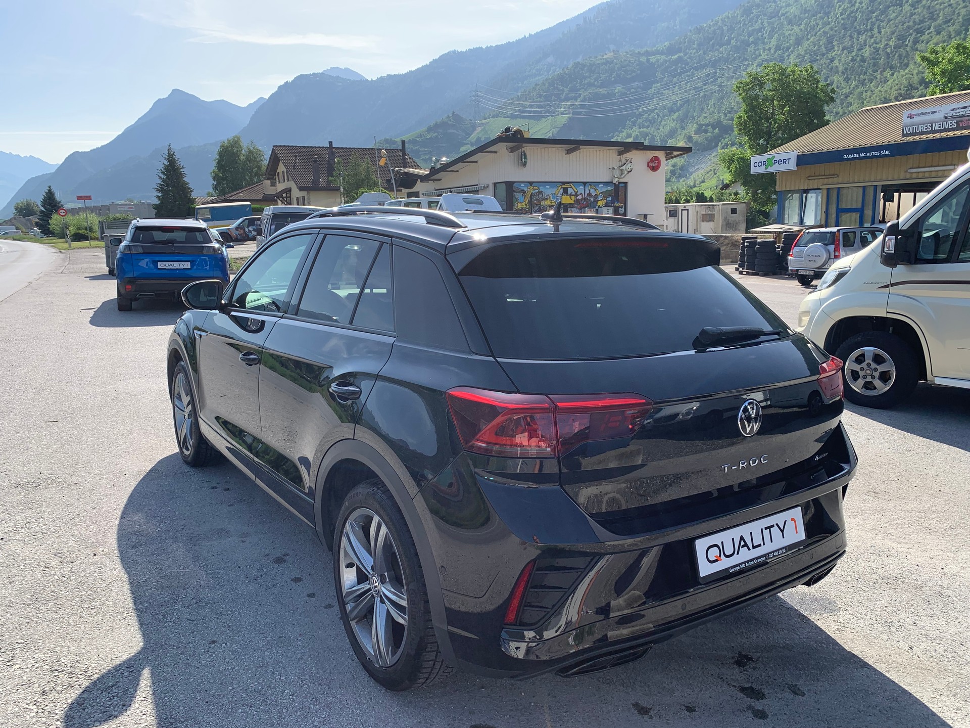VW T-Roc 2.0 TSI R-Line DSG 4Motion-image-6