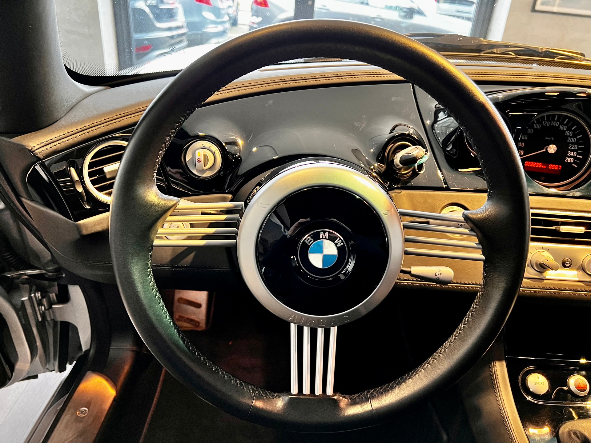 BMW Z8 Z52 Roadster 5.0 V8-image-14
