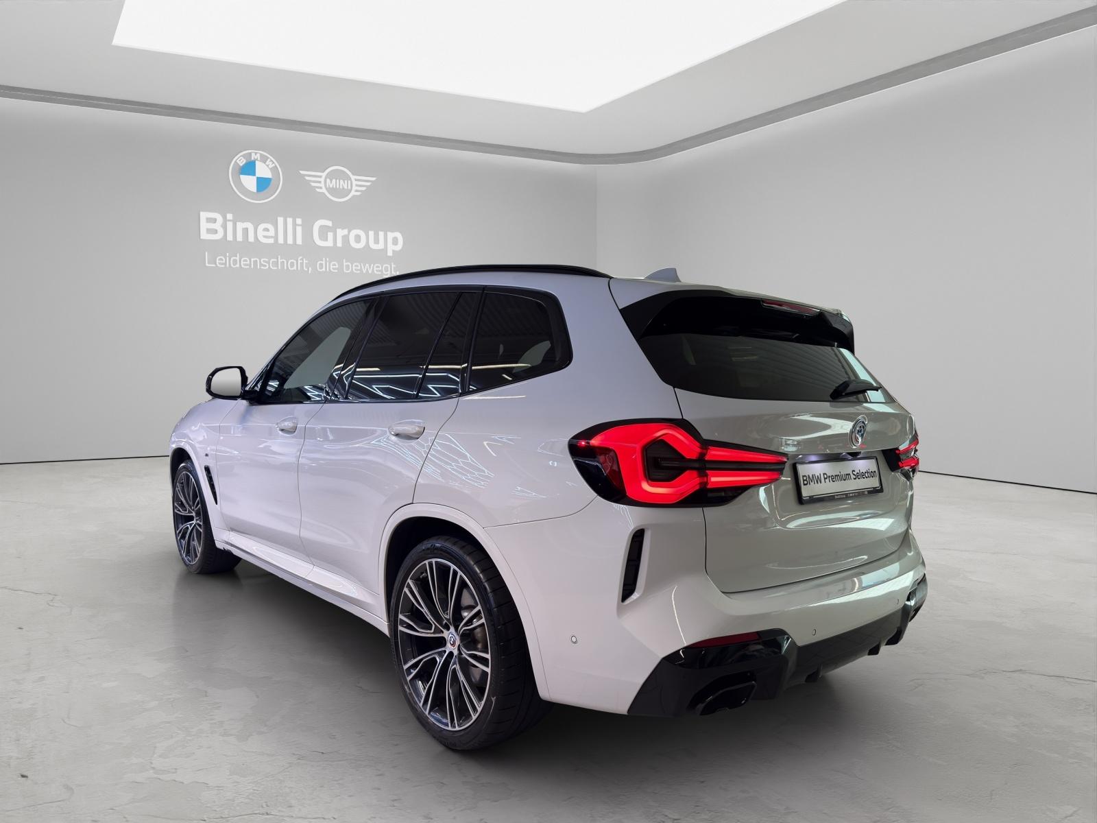 BMW X3 M40i-showroom-element-2