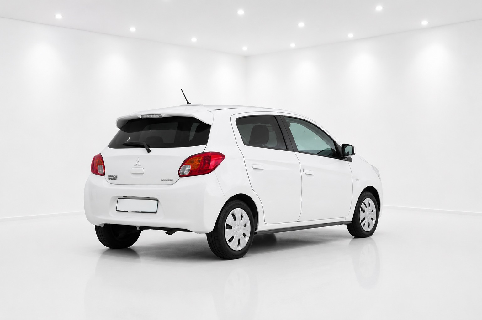 MITSUBISHI Space Star 1.2 Intense CVT-image-0