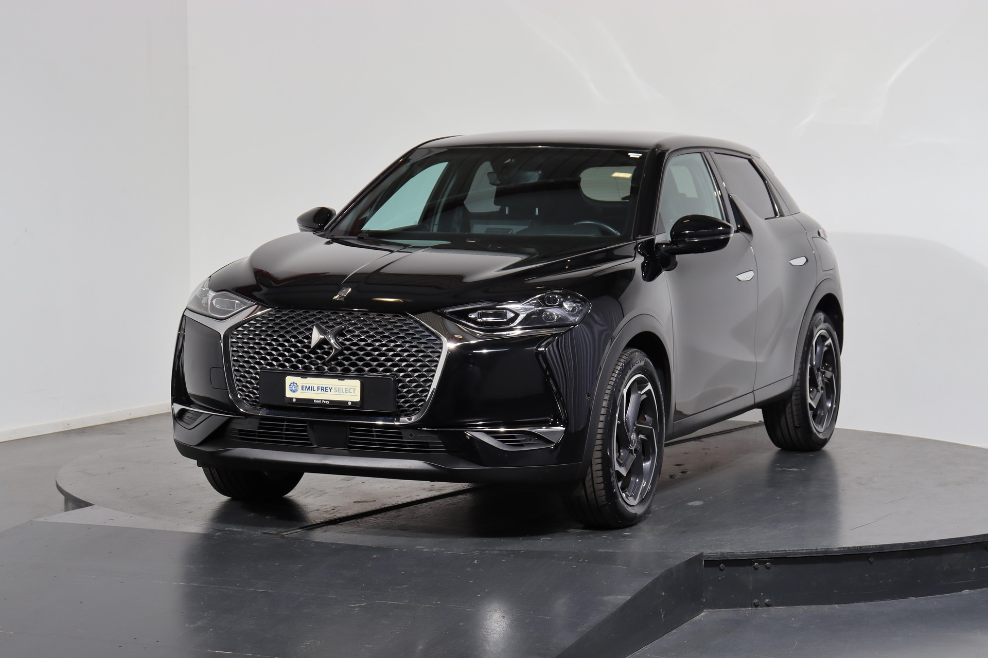 DS AUTOMOBILES 3 Crossback 1.2 PureTech 155 So Chic-image-0