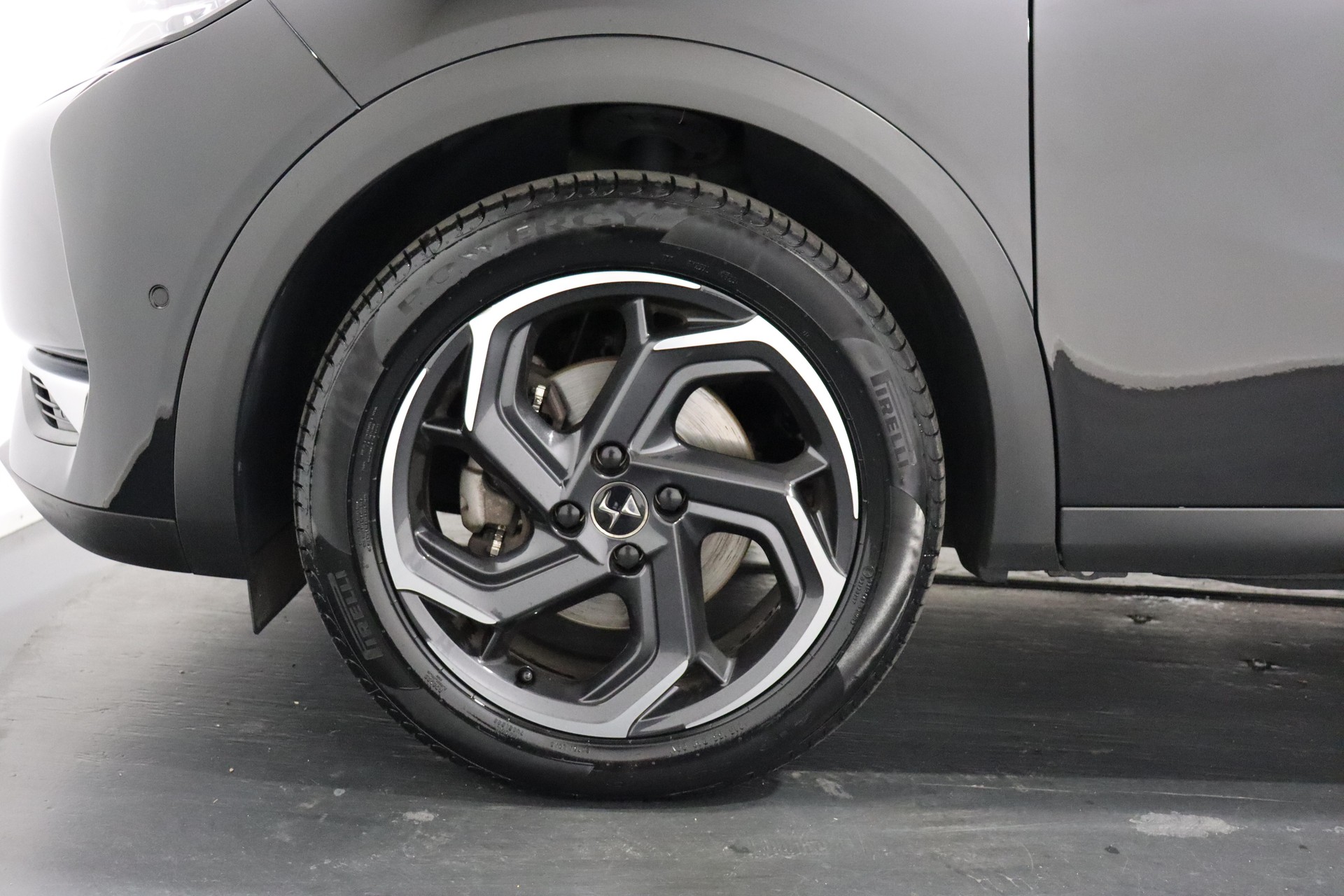 DS AUTOMOBILES 3 Crossback 1.2 PureTech 155 So Chic-image-6