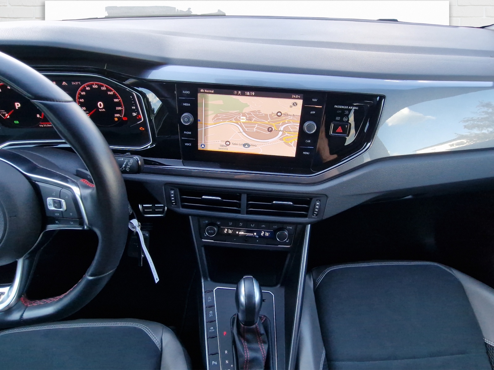 VW Polo 2.0 TSI GTI DSG-image-6