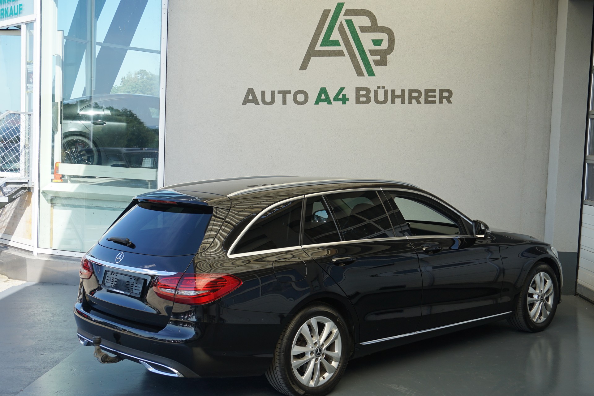 MERCEDES-BENZ C 180 T Avantgarde 156PS Automat Kombi mit AHK für 1,8t.!!-image-7