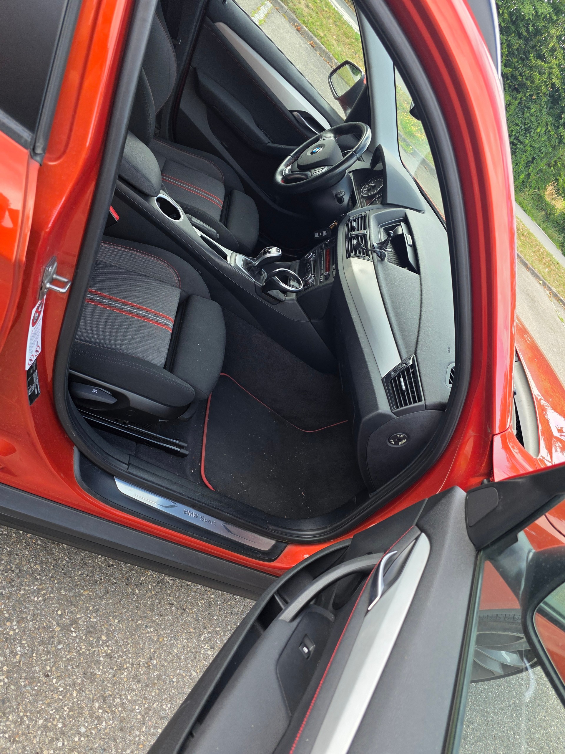 BMW X1 xDrive 25d Sport Line Steptronic-image-9
