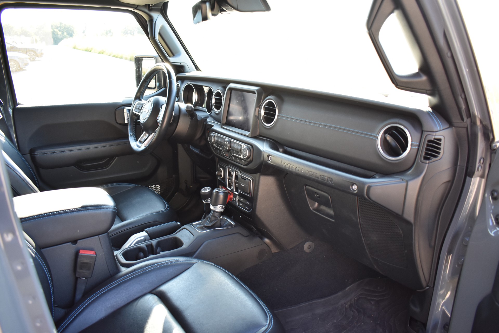 JEEP Wrangler 2.0 PHEV Unlimited Rubicon Willis Automatic-image-10
