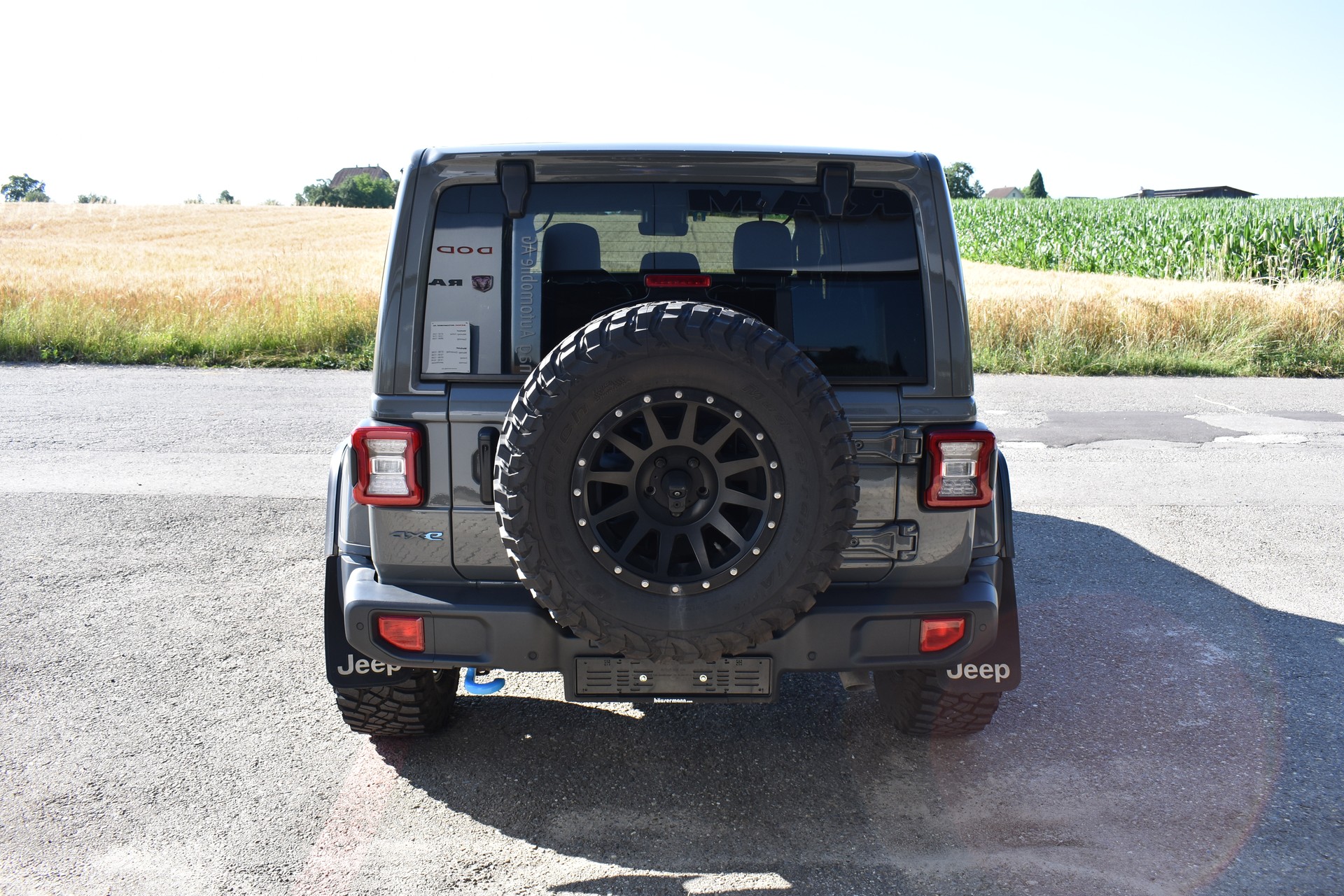 JEEP Wrangler 2.0 PHEV Unlimited Rubicon Willis Automatic-image-4