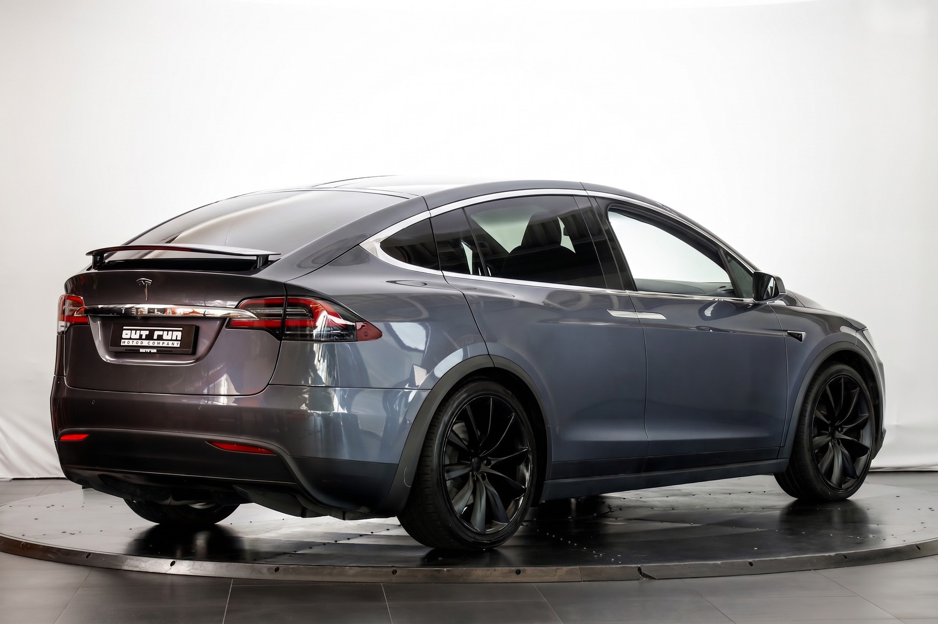TESLA Model X 90 D-image-4