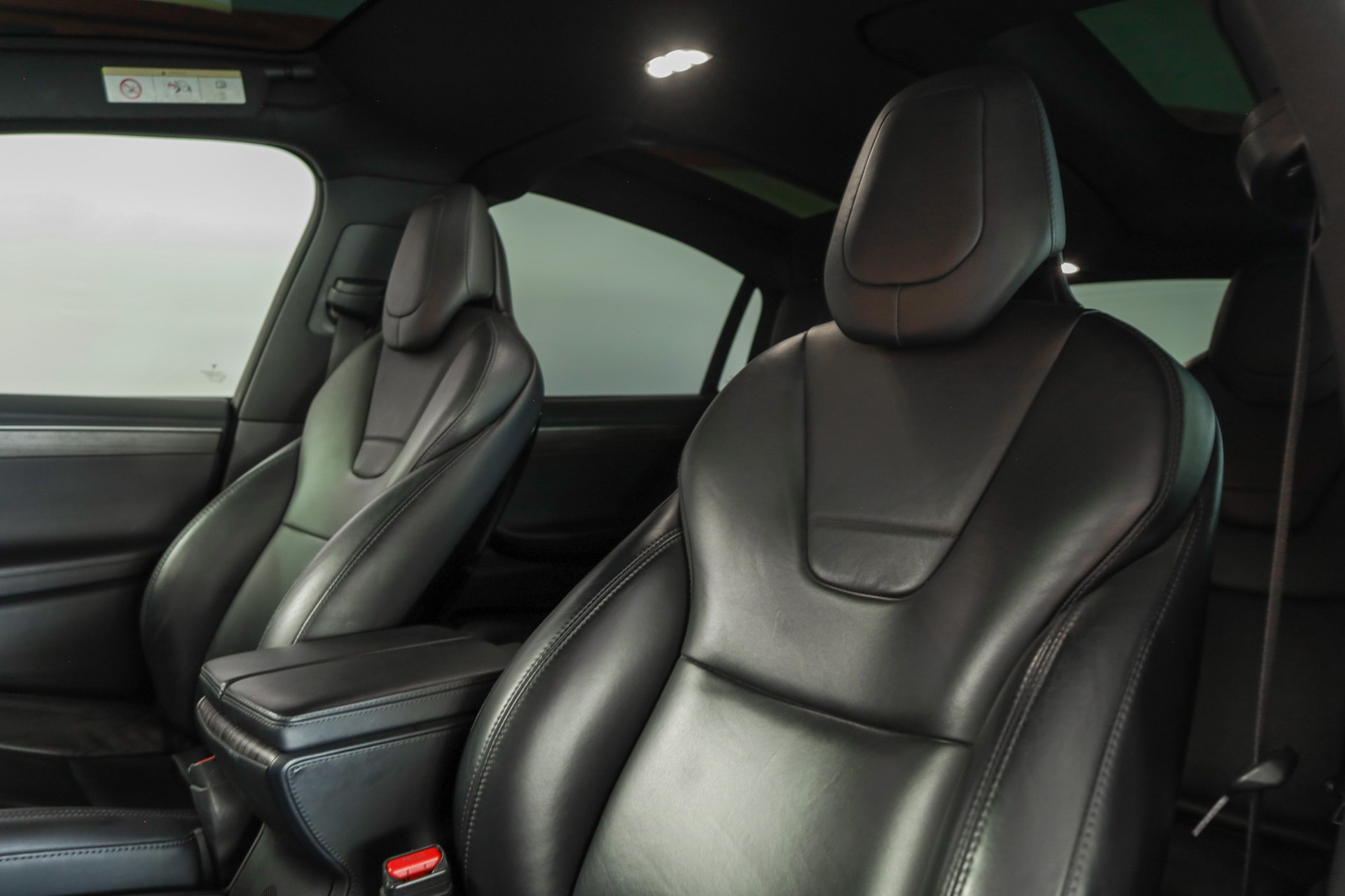 TESLA Model X 90 D-image-8