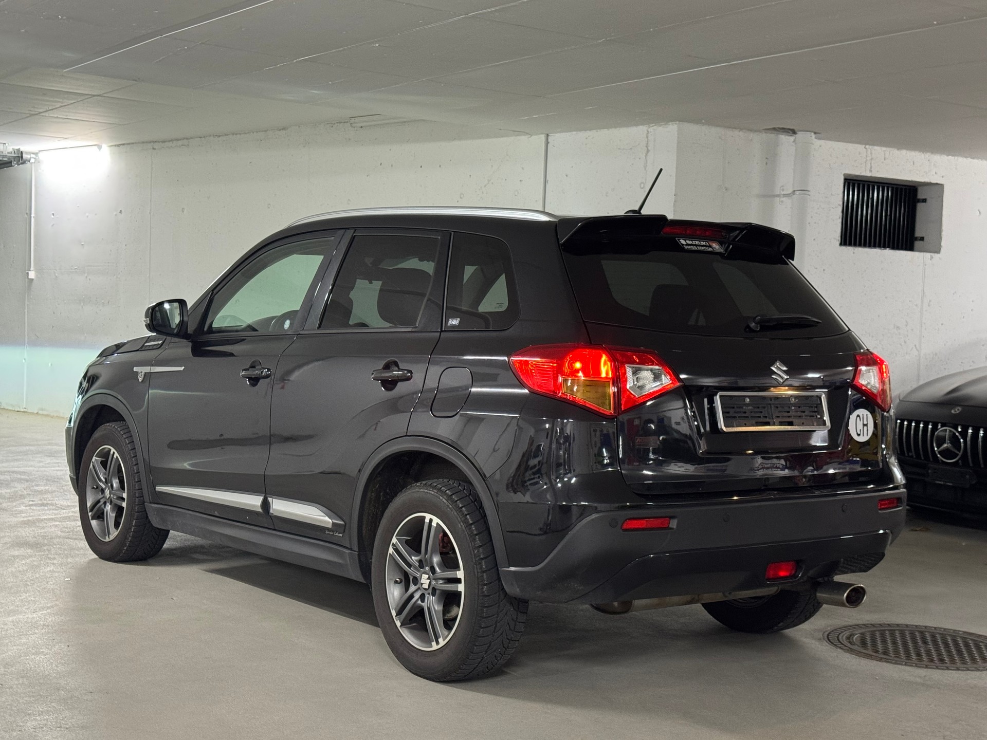 SUZUKI Vitara 1.6 TD Sergio Cellano Top TCSS-image-4
