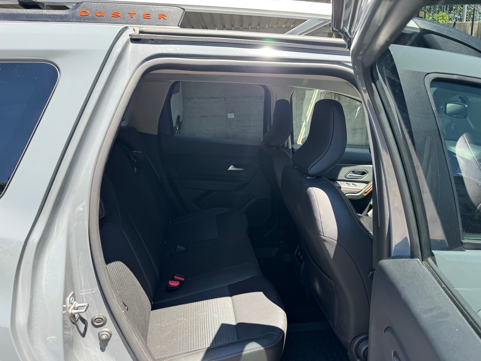 DACIA Duster TCe 150 Extreme 4x4-image-9