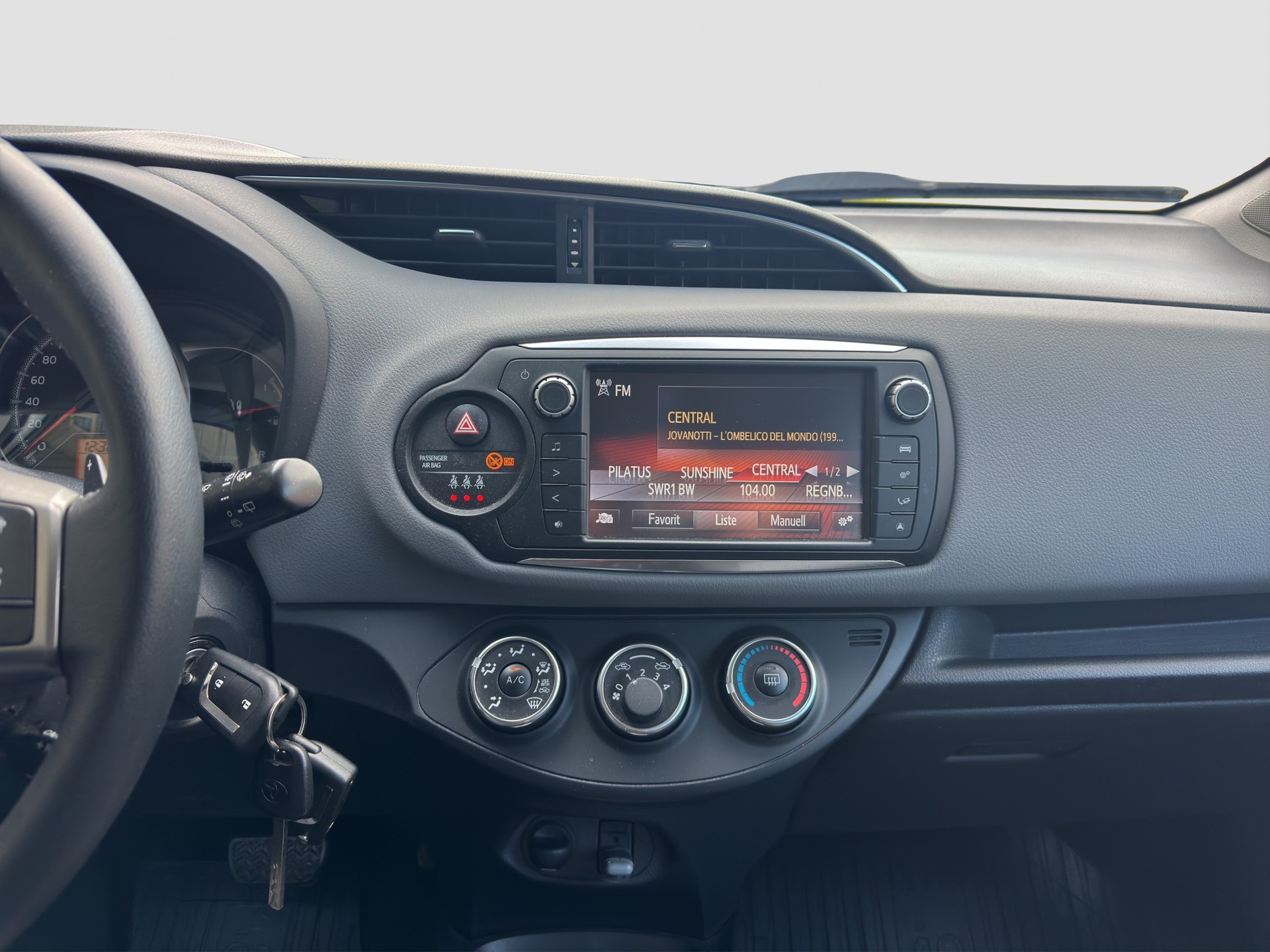 TOYOTA Yaris 1.33 Swiss Trend Multidrive S-image-4
