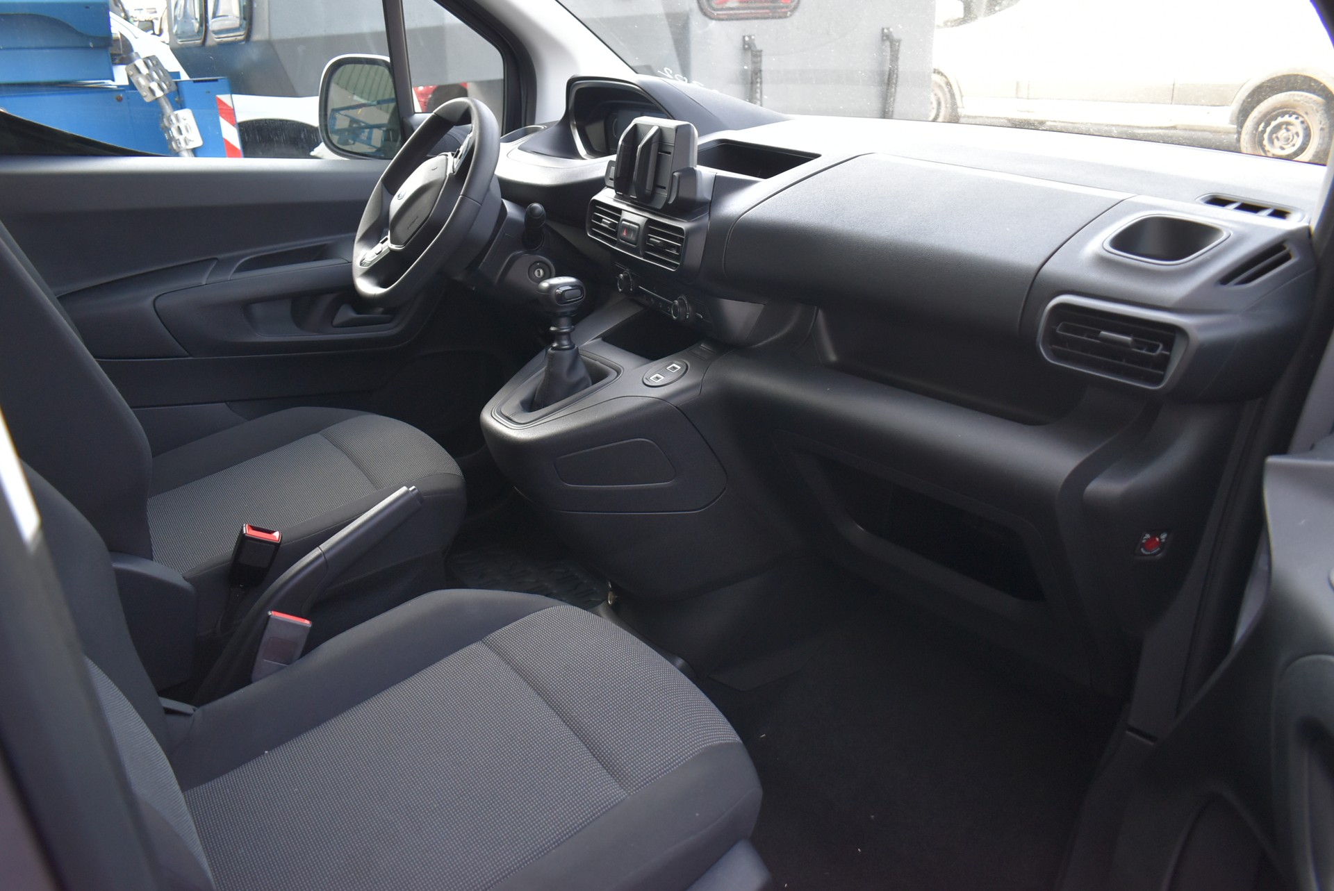 PEUGEOT Partner 1.5 Blue HDi Long 1000kg-image-2