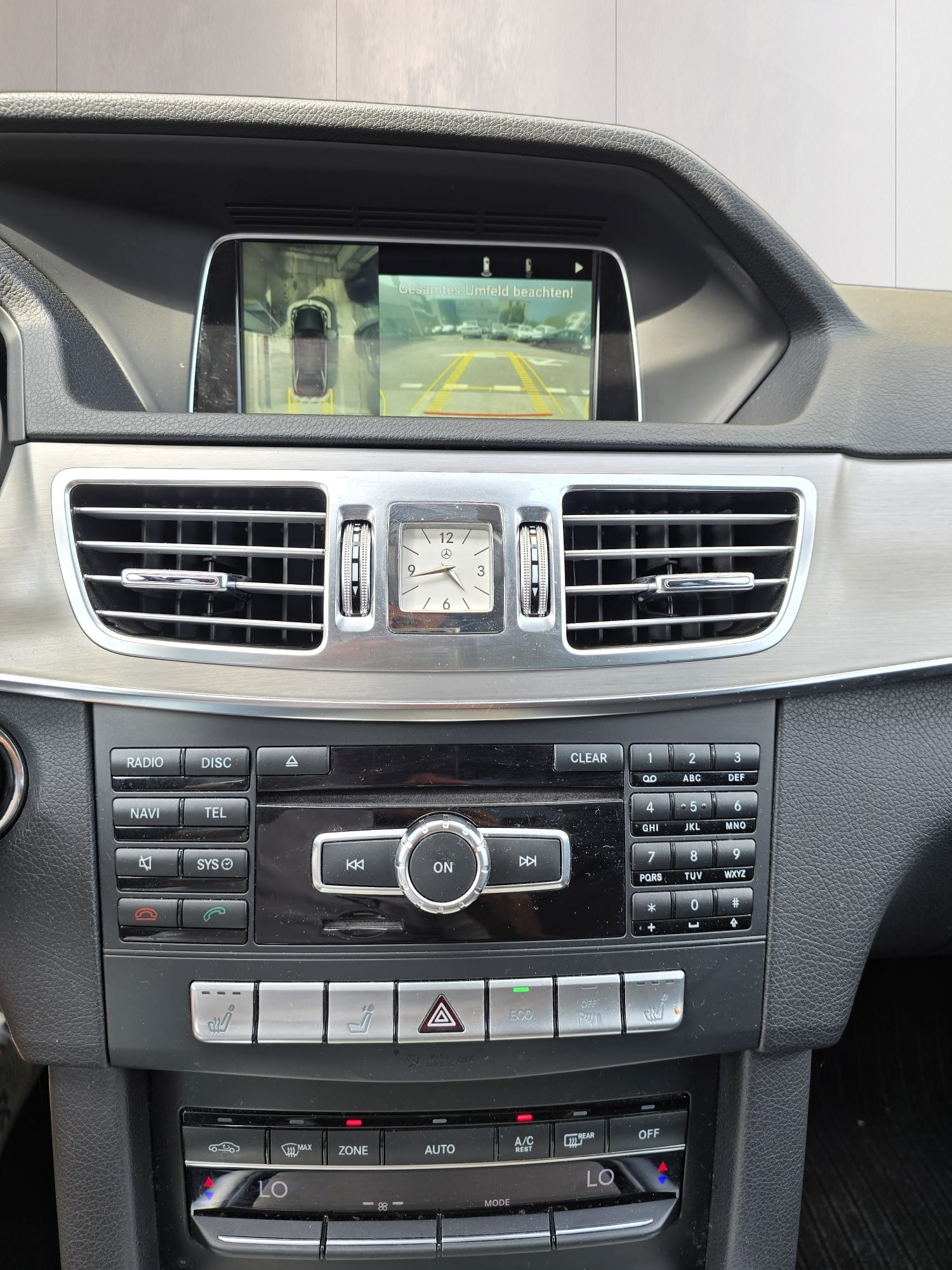 MERCEDES-BENZ E 200 Avantgarde 7G-Tronic-image-10