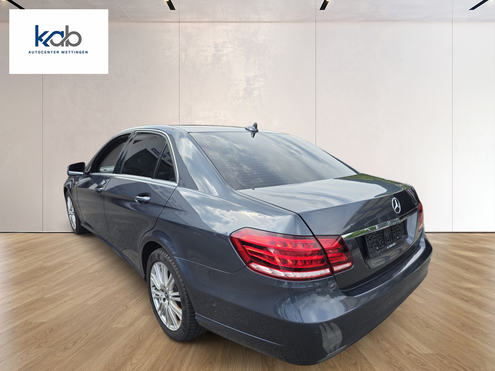 MERCEDES-BENZ E 200 Avantgarde 7G-Tronic-image-4