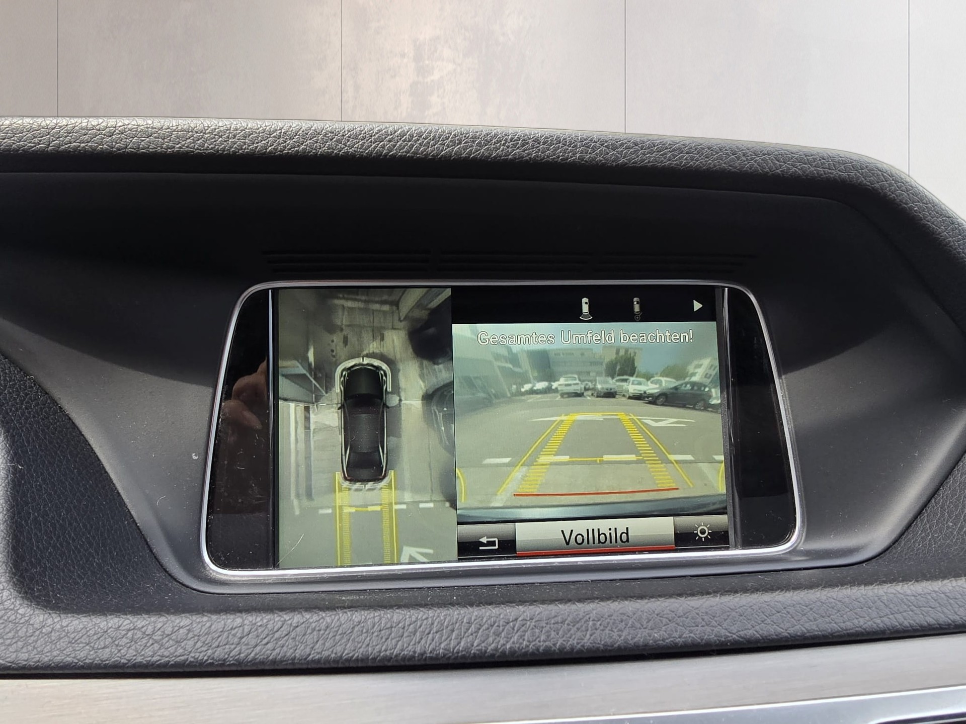 MERCEDES-BENZ E 200 Avantgarde 7G-Tronic-image-11
