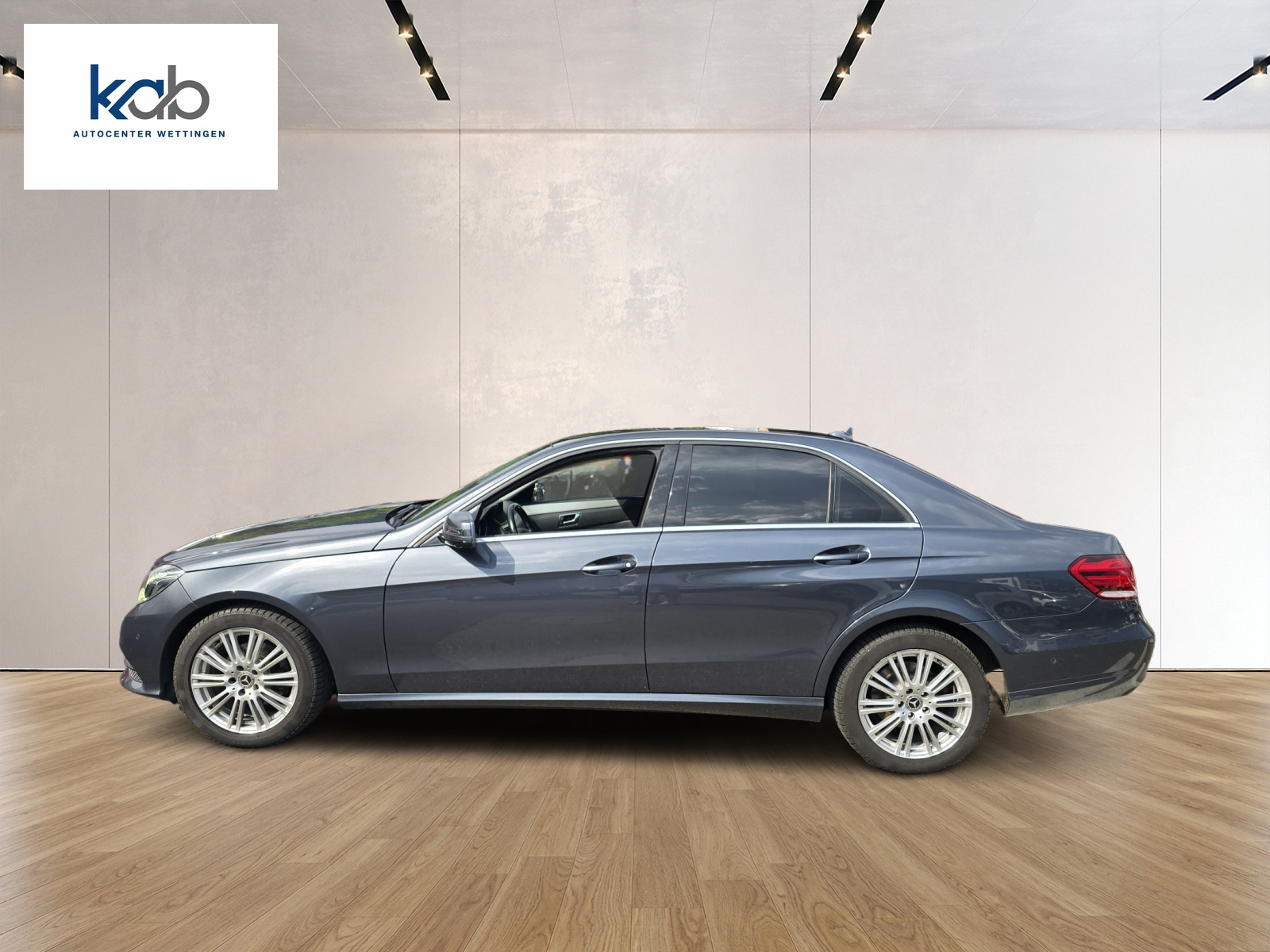MERCEDES-BENZ E 200 Avantgarde 7G-Tronic-image-7
