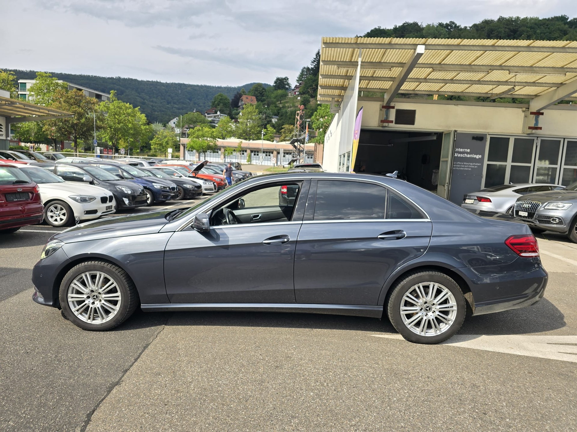 MERCEDES-BENZ E 200 Avantgarde 7G-Tronic-image-7